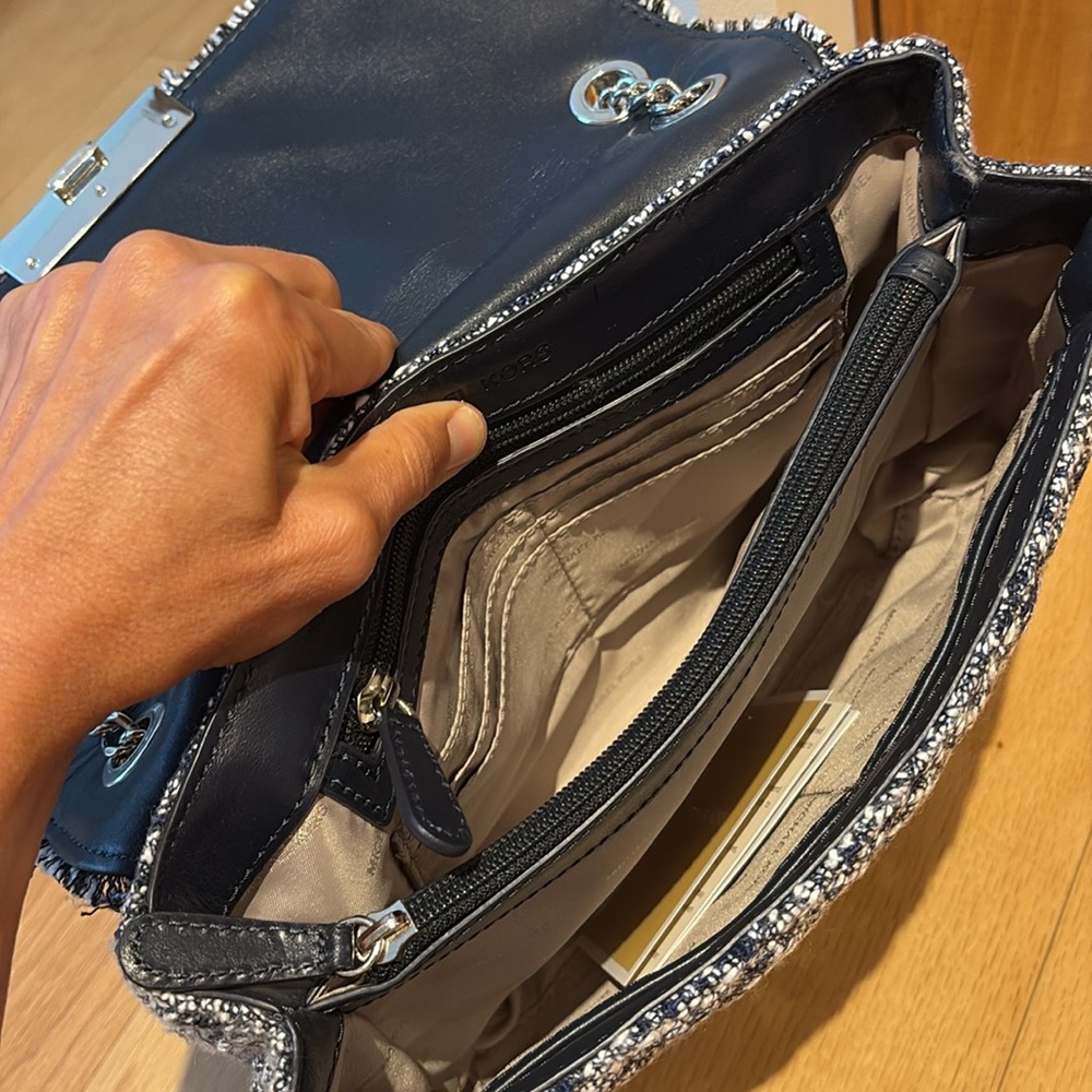 Michael Kors Sloan Large Admiral Tweed Shoulder Bag Navy Blue silver chevron - Picture 14 of 16